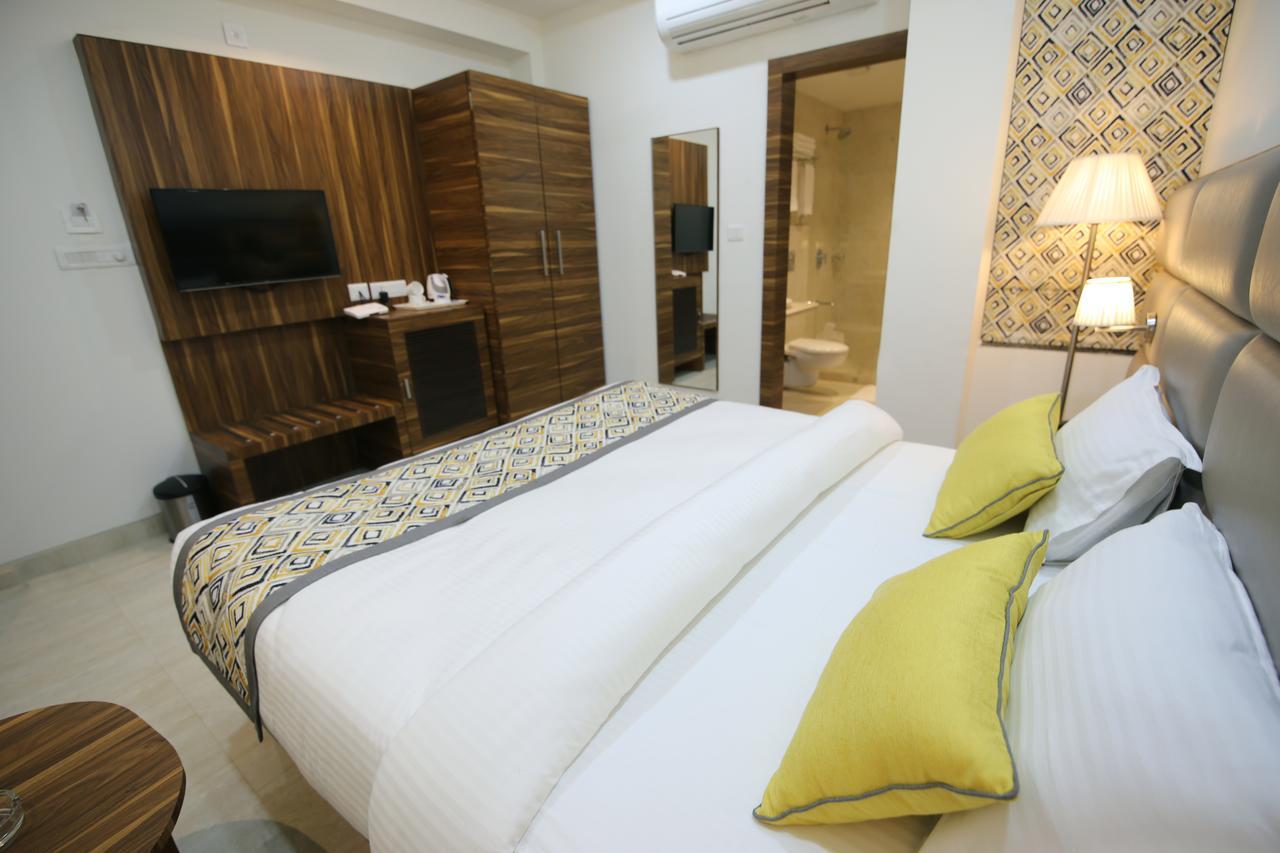 Hotel Narayanam Кота Екстериор снимка