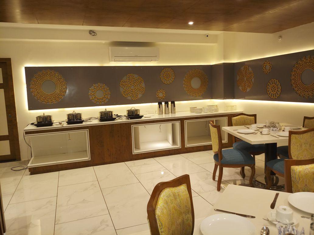 Hotel Narayanam Кота Екстериор снимка